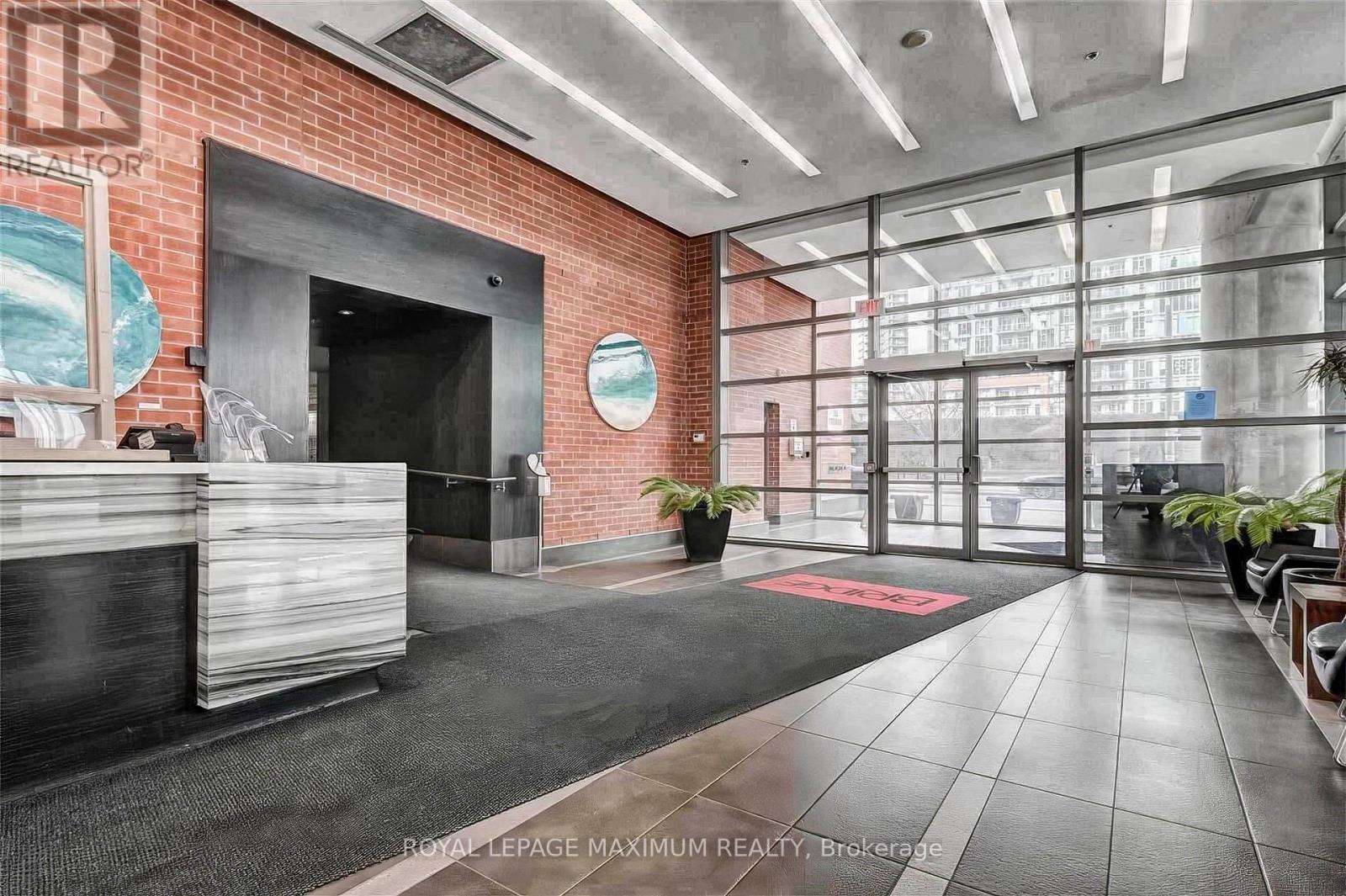 












617 - 38 JOE SHUSTER WAY

,
Toronto,




Ontario
M6K0A5

