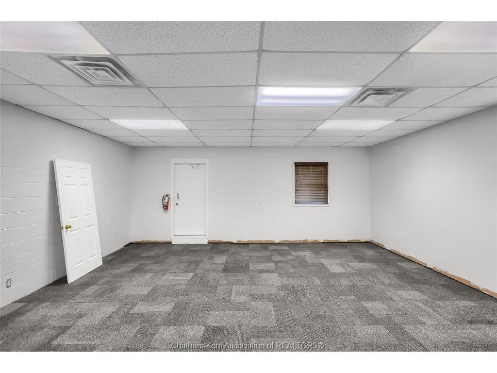 









60


William

Street South,
Chatham,




ON
N7M 4S3

