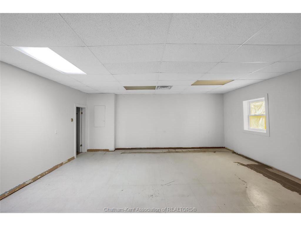 









60


William

Street South,
Chatham,




ON
N7M 4S3

