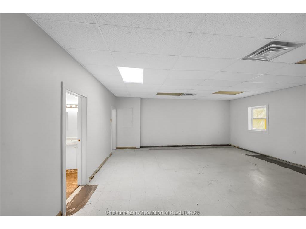









60


William

Street South,
Chatham,




ON
N7M 4S3

