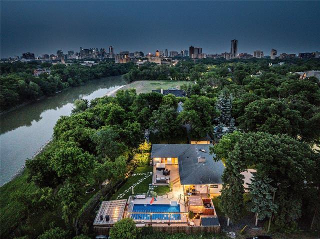 









681


Wellington

CR,
Winnipeg,




MB
R3M 0A7

