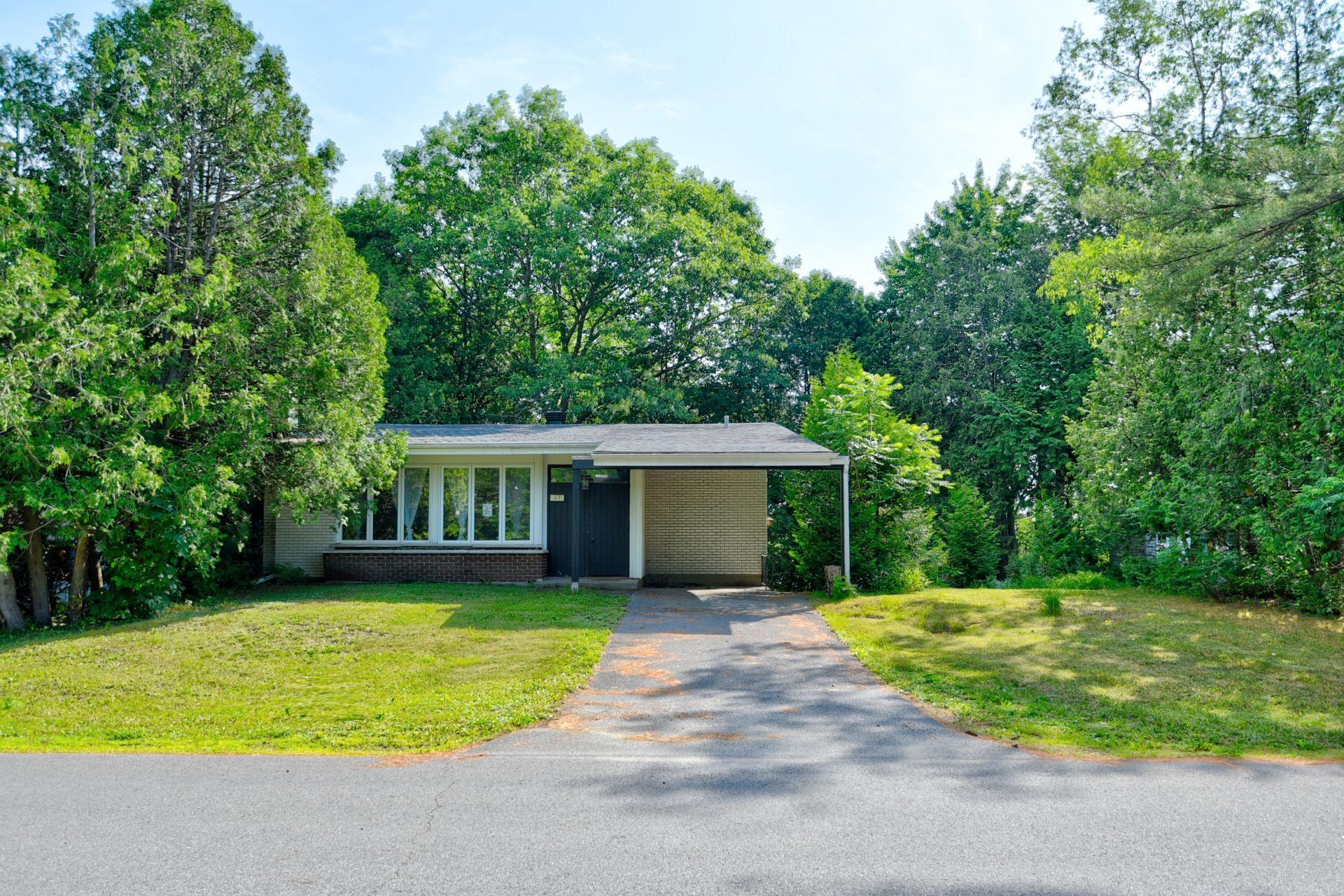 









47


Rue Rivest

,
Saint-Charles-Borromée,




QC
J6E7Y8

