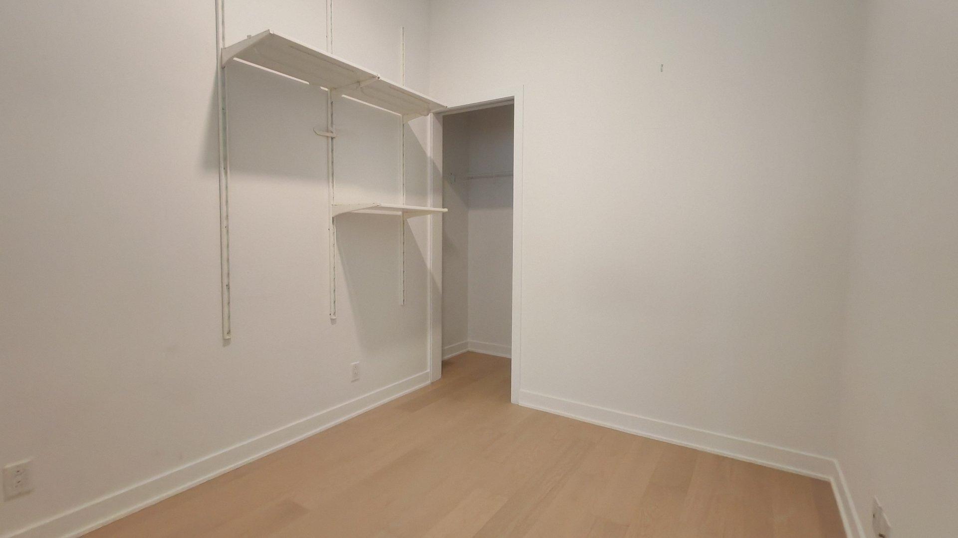 









1288


Av. des Canadiens-de-Montréal

, 1003,
Montréal (Ville-Marie),




QC
H3B3B3

