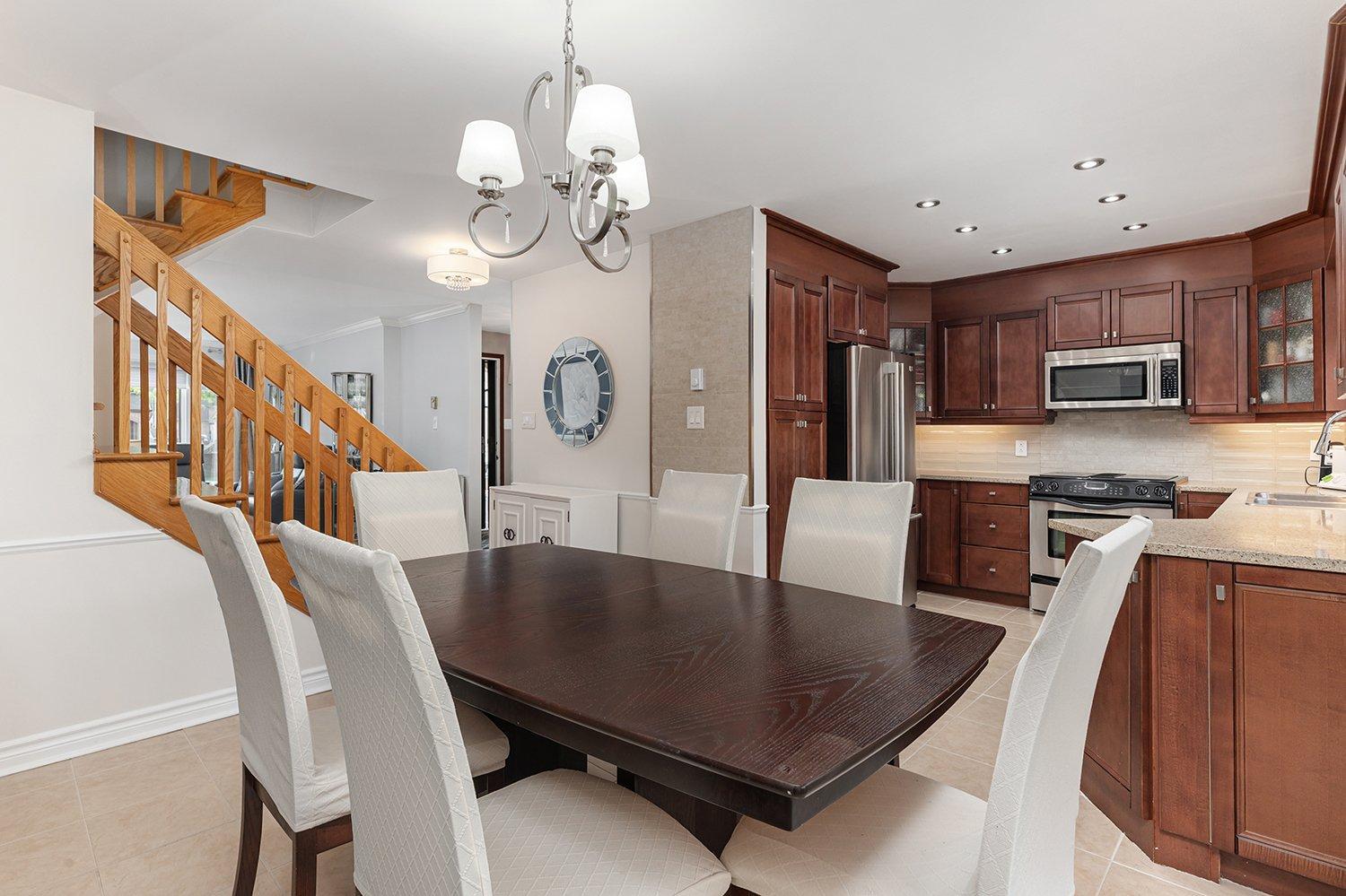 









8227


Rue Benjamin-Franklin

,
Montréal (Rivière-des-Prairies/Pointe-aux-Trembles),




QC
H1E7M8

