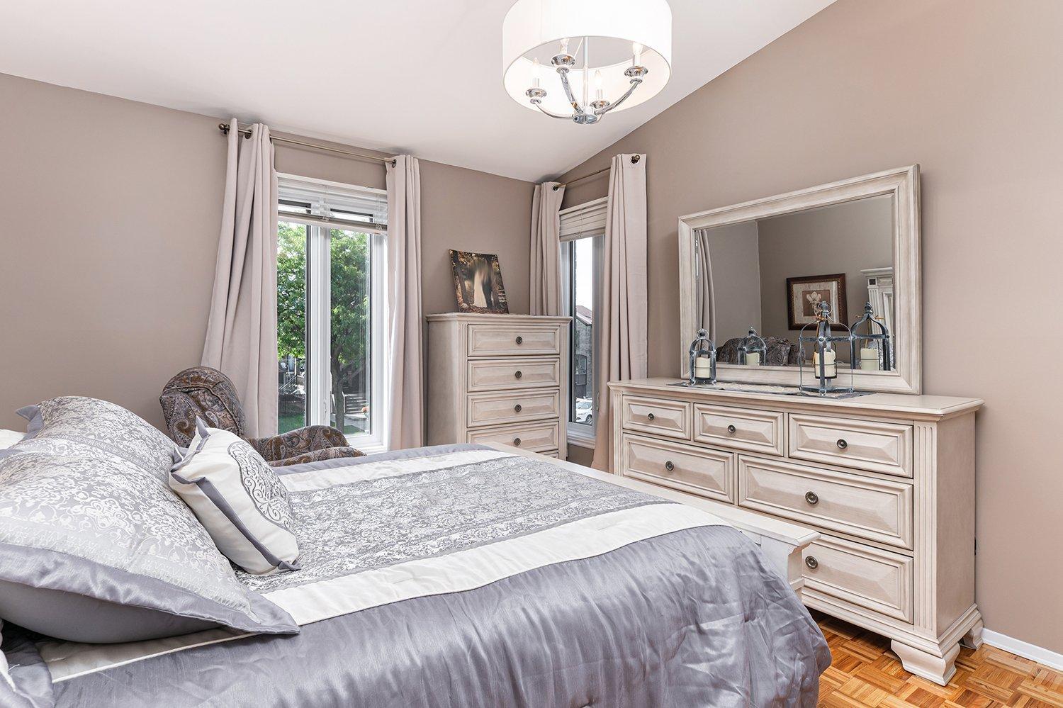 









8227


Rue Benjamin-Franklin

,
Montréal (Rivière-des-Prairies/Pointe-aux-Trembles),




QC
H1E7M8

