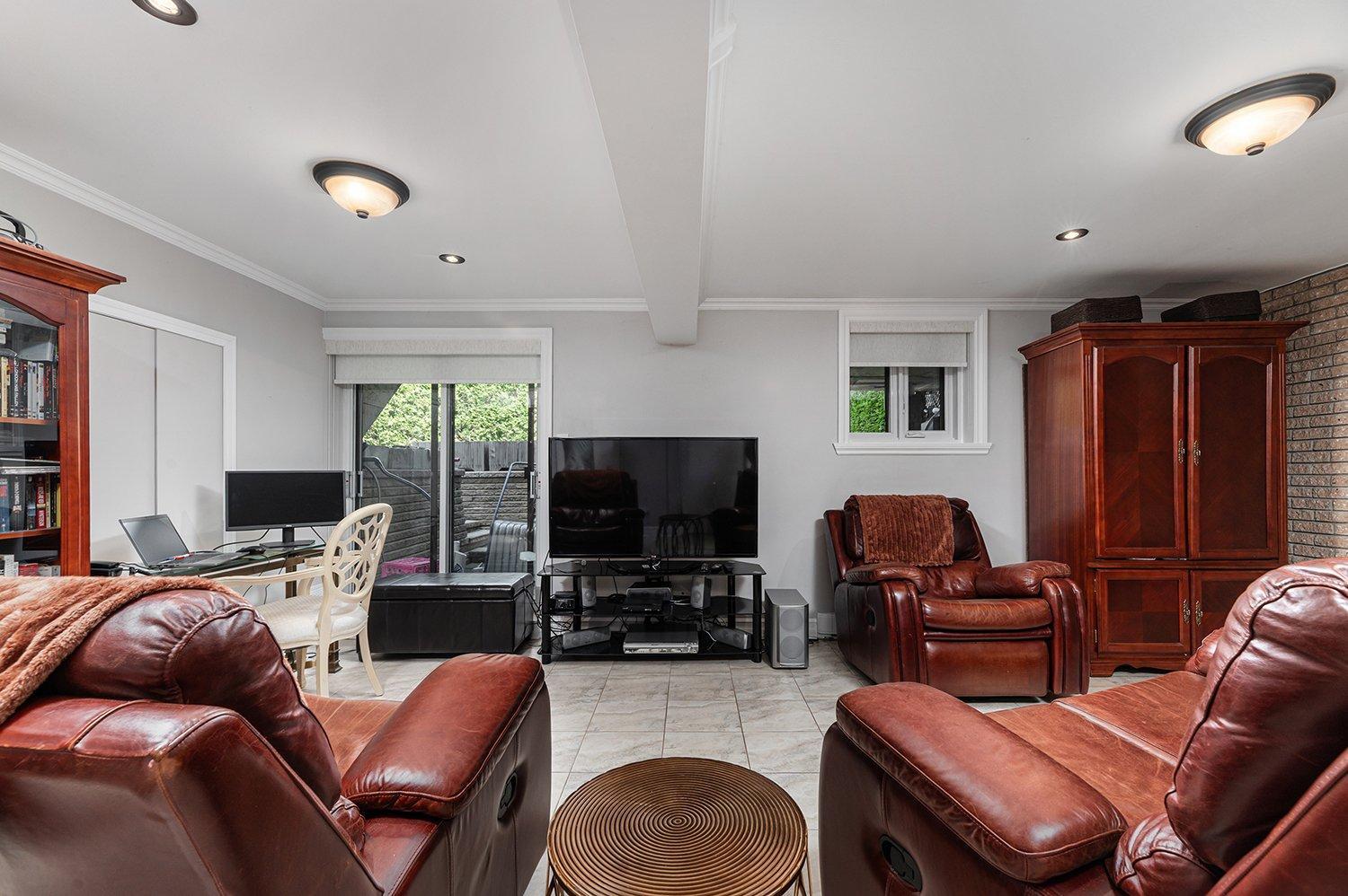 









8227


Rue Benjamin-Franklin

,
Montréal (Rivière-des-Prairies/Pointe-aux-Trembles),




QC
H1E7M8

