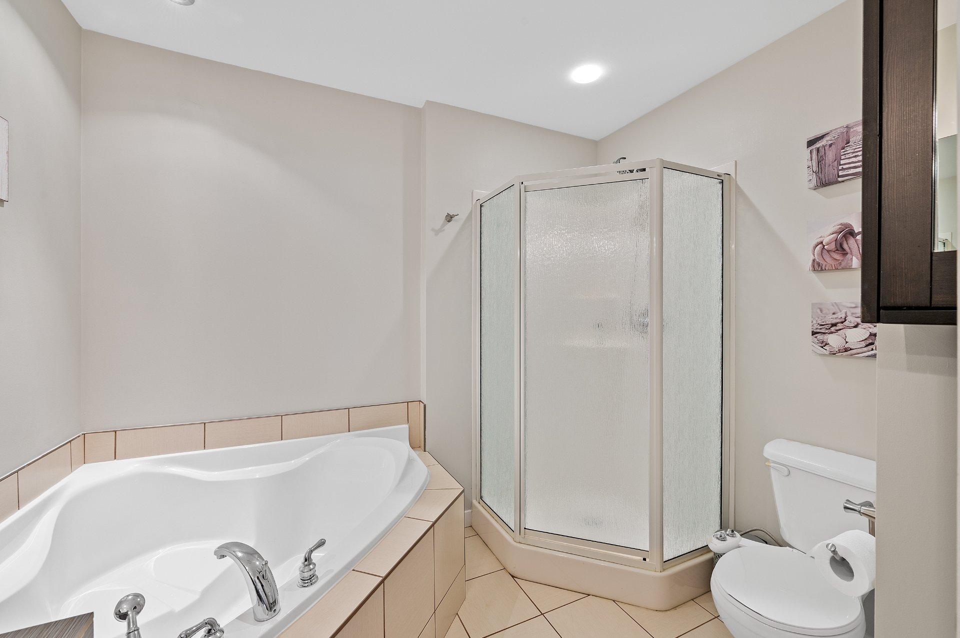 









373


Rue Margaux

,
Mascouche,




QC
J7K0E9

