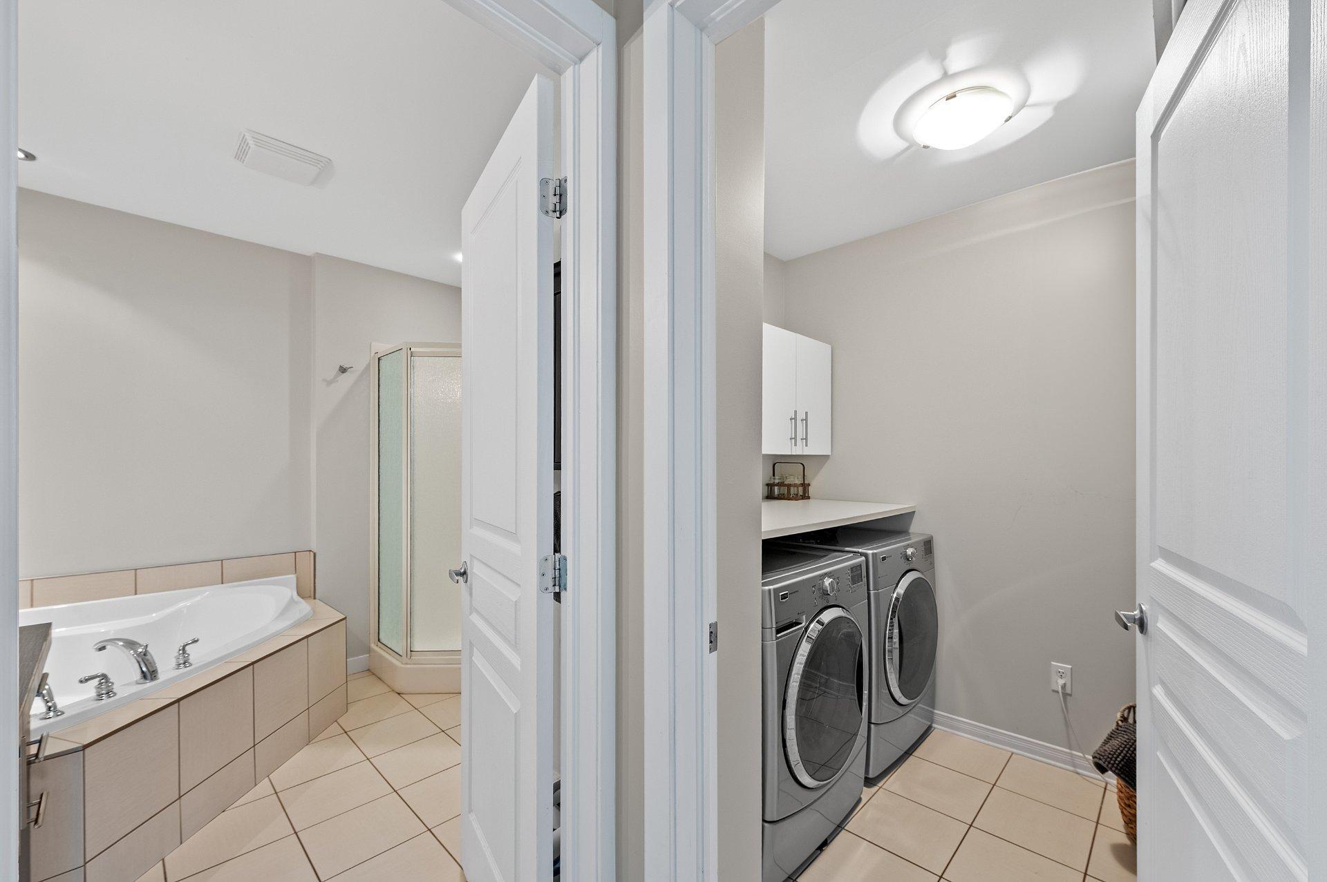 









373


Rue Margaux

,
Mascouche,




QC
J7K0E9

