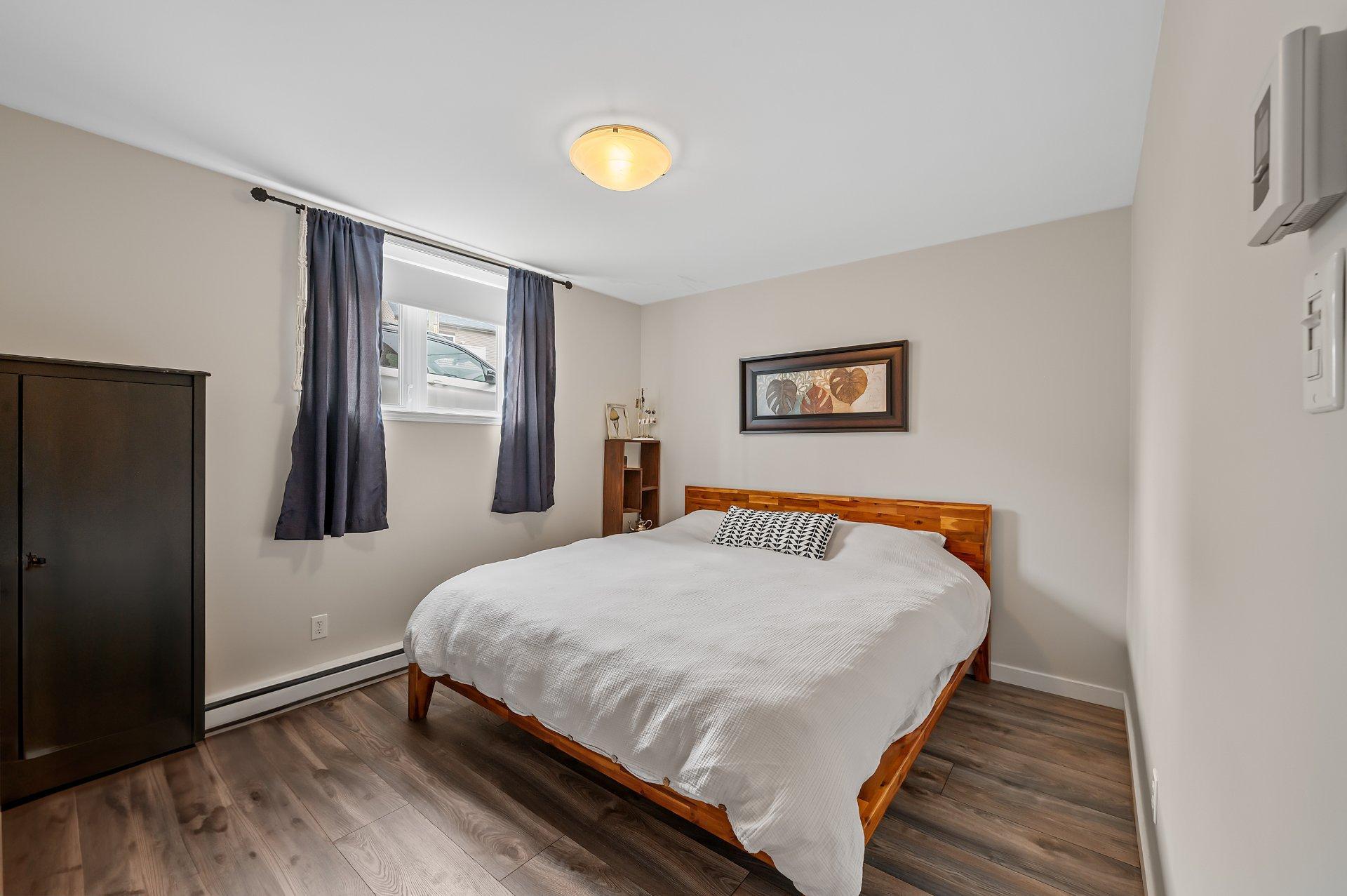 









373


Rue Margaux

,
Mascouche,




QC
J7K0E9

