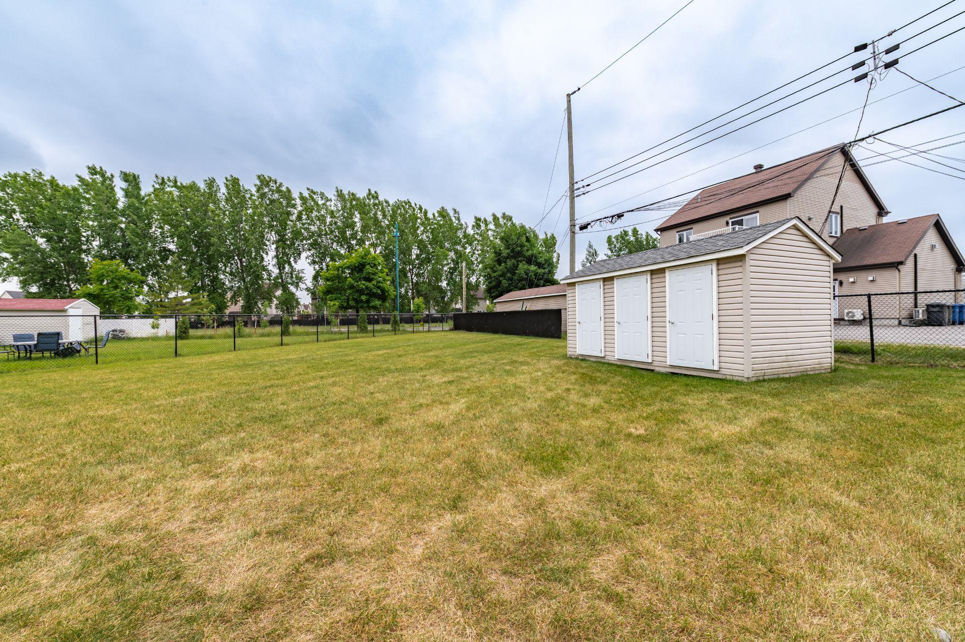 









373


Rue Margaux

,
Mascouche,




QC
J7K0E9

