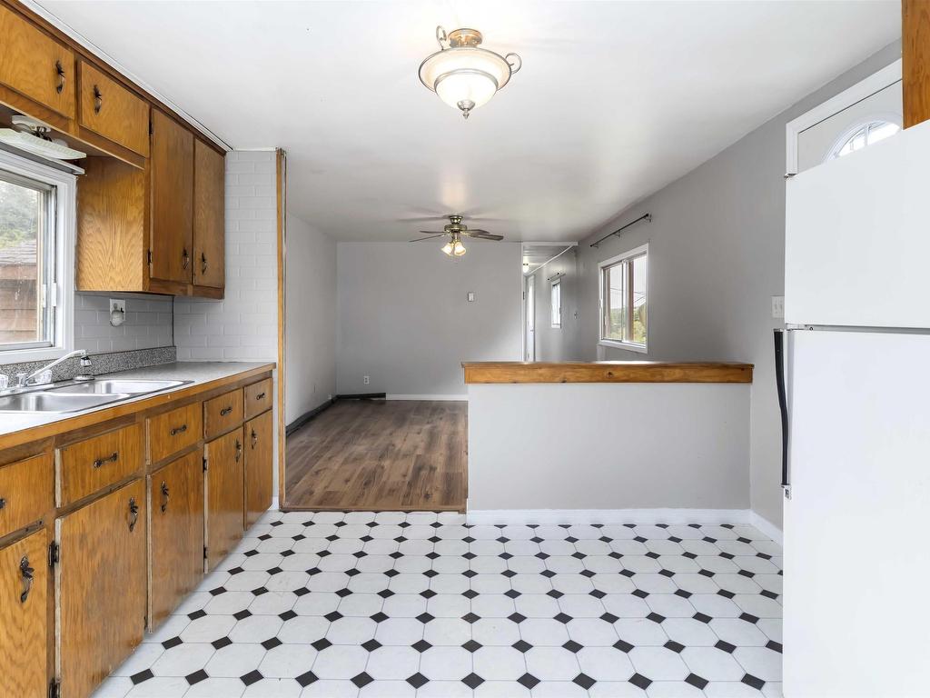 












994 East Chezzetcook Road

,
East Chezzetcook,




NS
B0J 2L0

