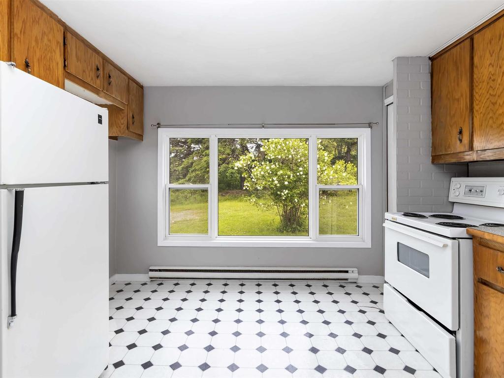












994 East Chezzetcook Road

,
East Chezzetcook,




NS
B0J 2L0

