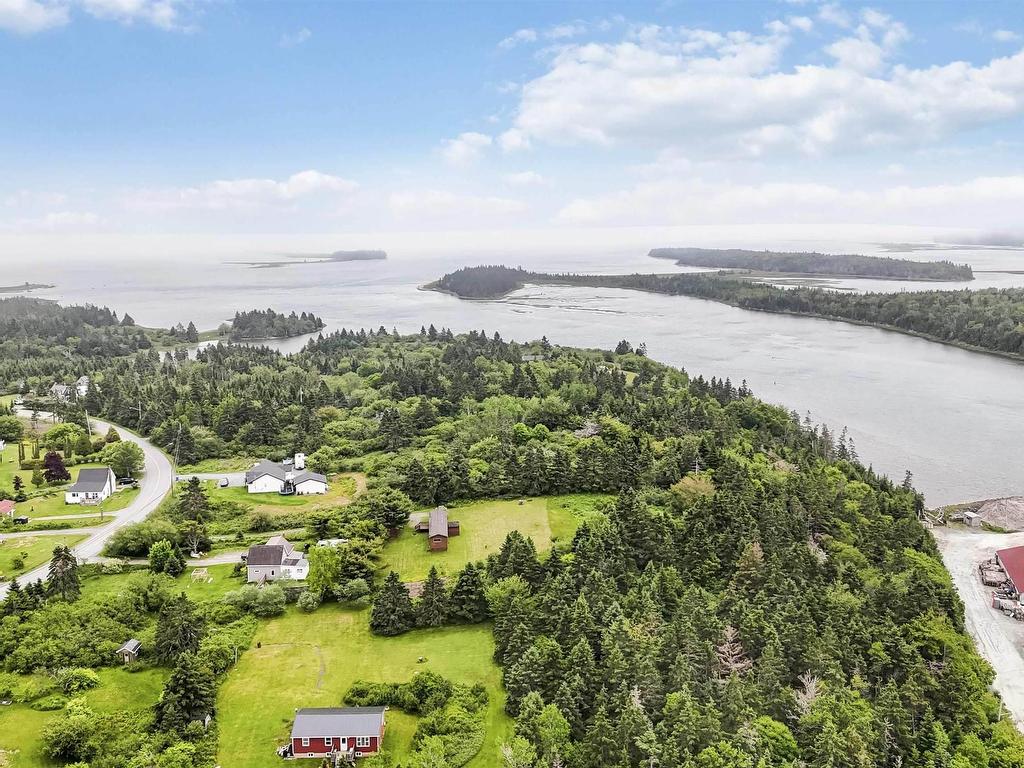 












994 East Chezzetcook Road

,
East Chezzetcook,




NS
B0J 2L0

