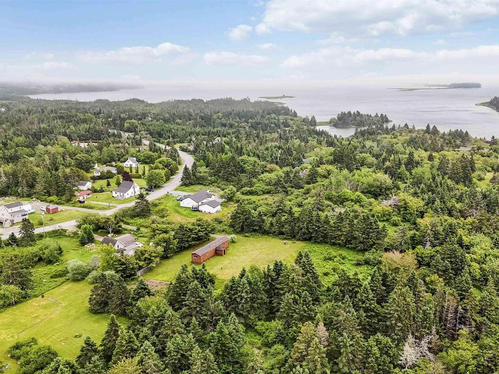 












994 East Chezzetcook Road

,
East Chezzetcook,




NS
B0J 2L0

