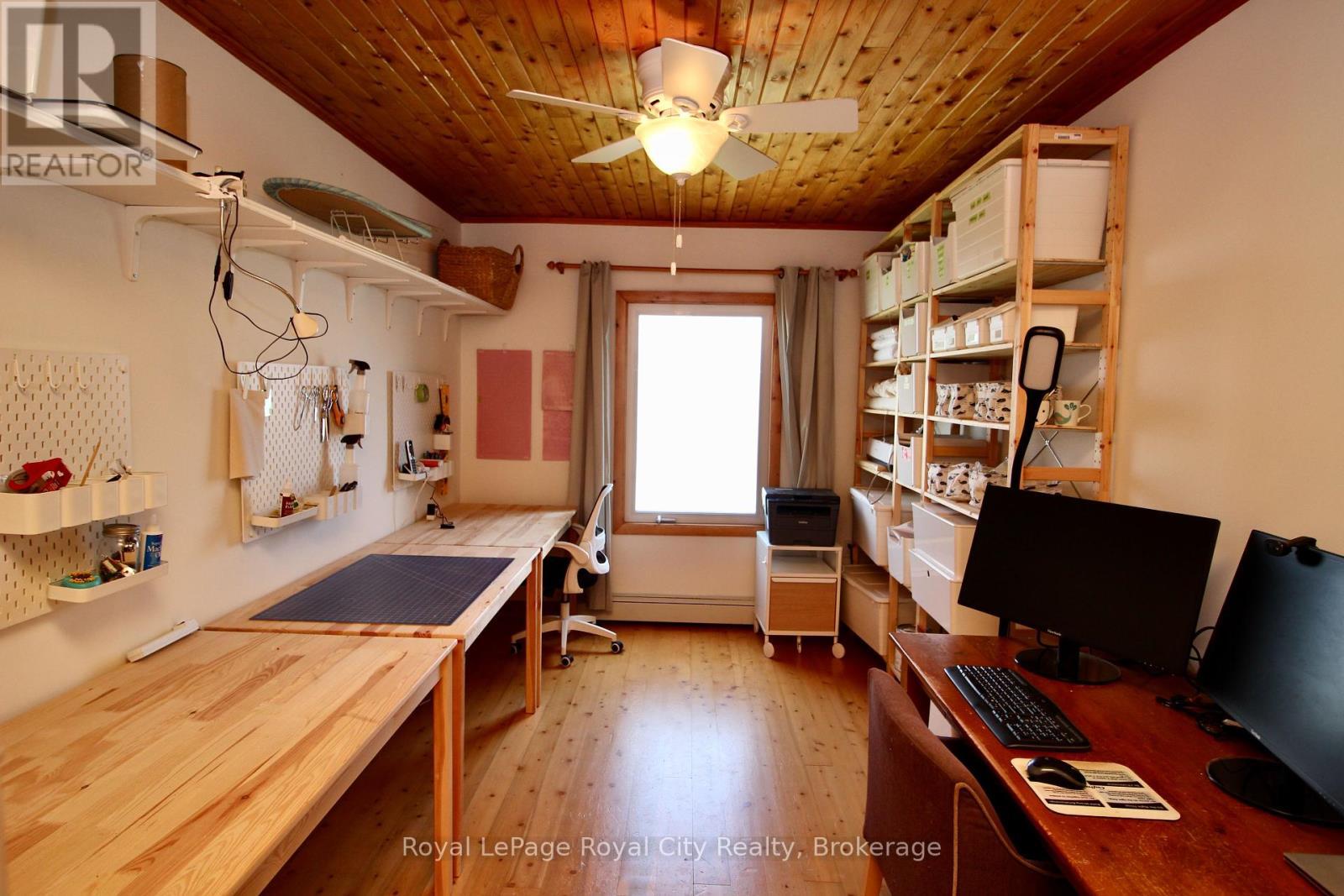 












14 DOCK LANE

,
Northern Bruce Peninsula,




Ontario
N0H1Z0

