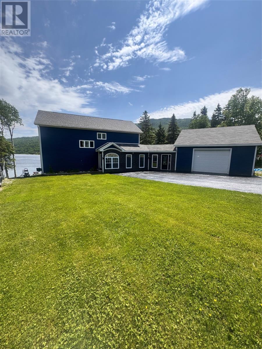 












22 Lakeside Drive

,
Humber Valley Resort,




Newfoundland & Labrador
A2H2N2

