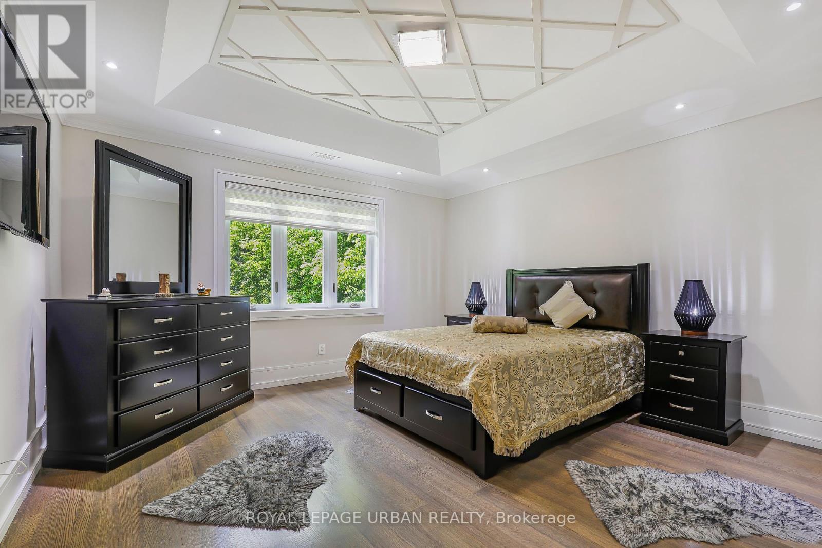 












8 DUNCOMBE BOULEVARD

,
Toronto,




Ontario
M1M3A5

