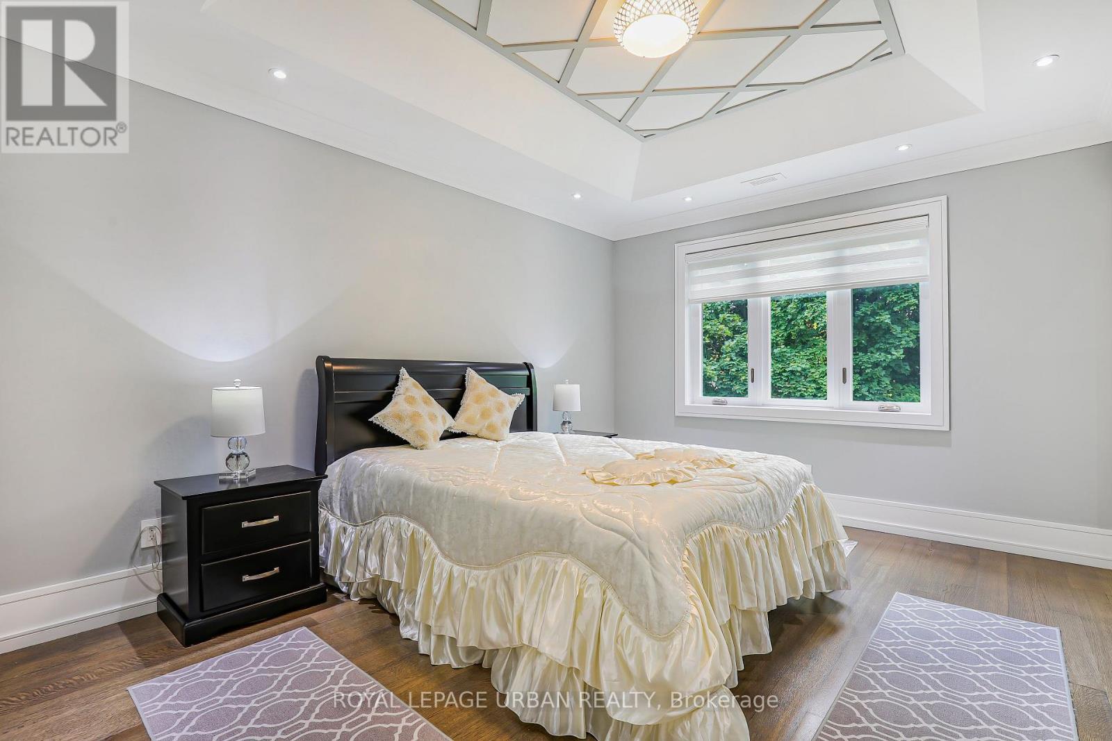 












8 DUNCOMBE BOULEVARD

,
Toronto,




Ontario
M1M3A5

