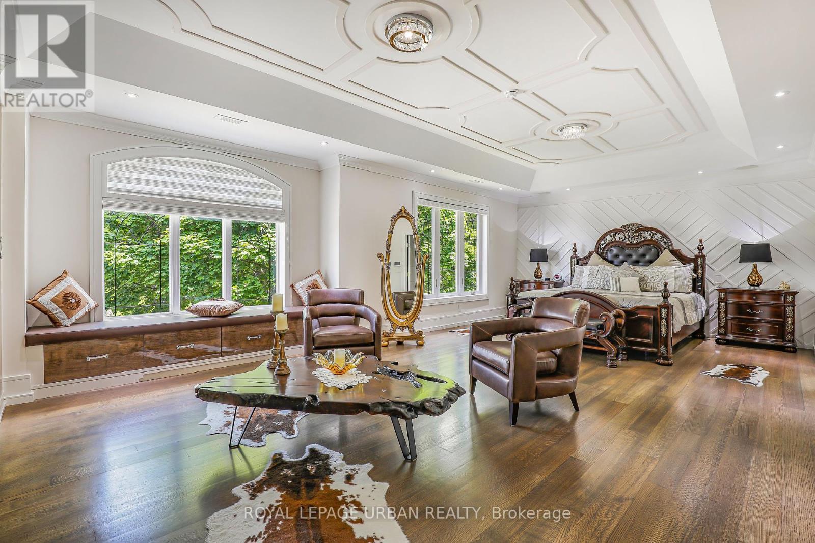 












8 DUNCOMBE BOULEVARD

,
Toronto,




Ontario
M1M3A5

