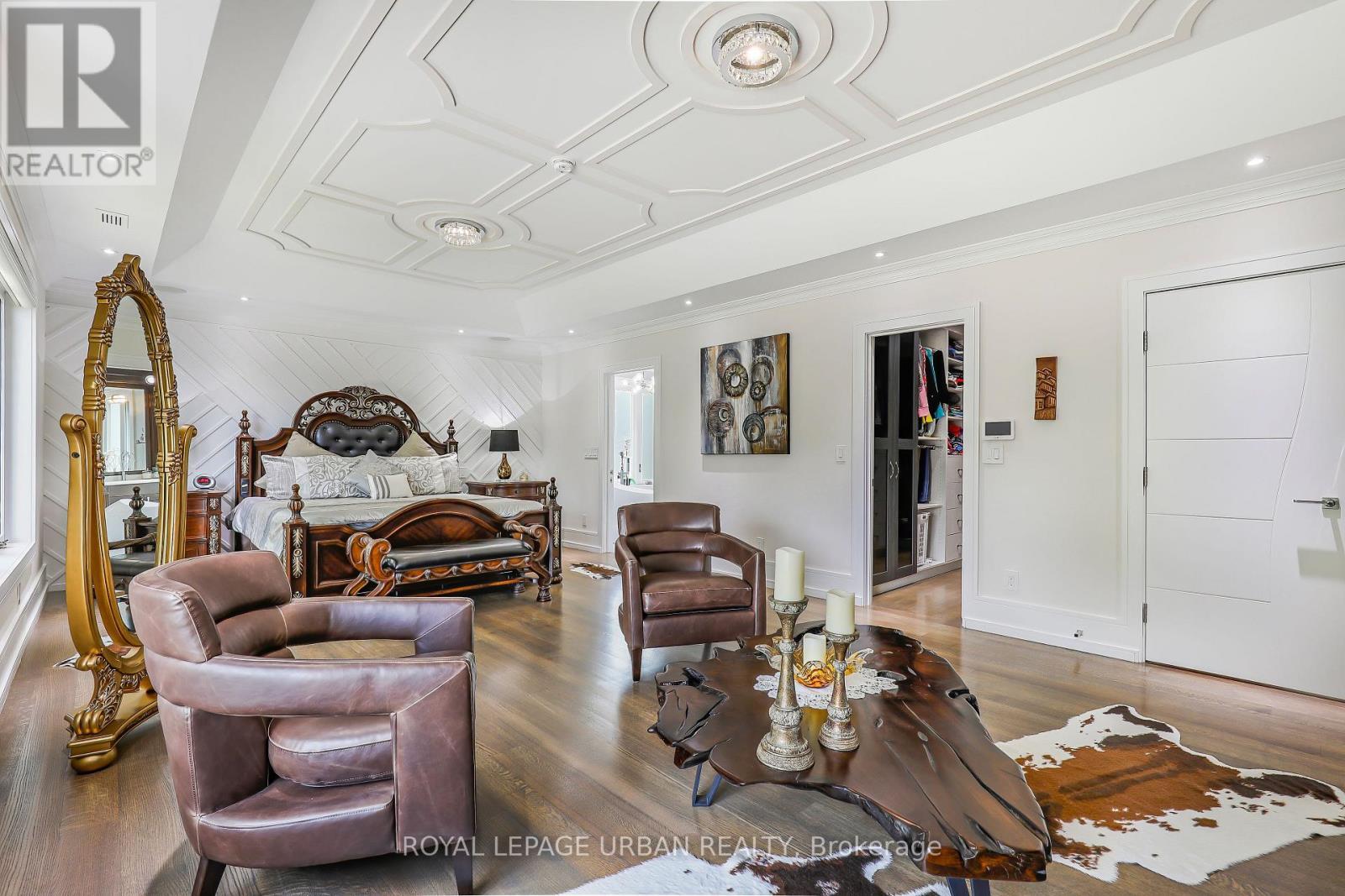 












8 DUNCOMBE BOULEVARD

,
Toronto,




Ontario
M1M3A5

