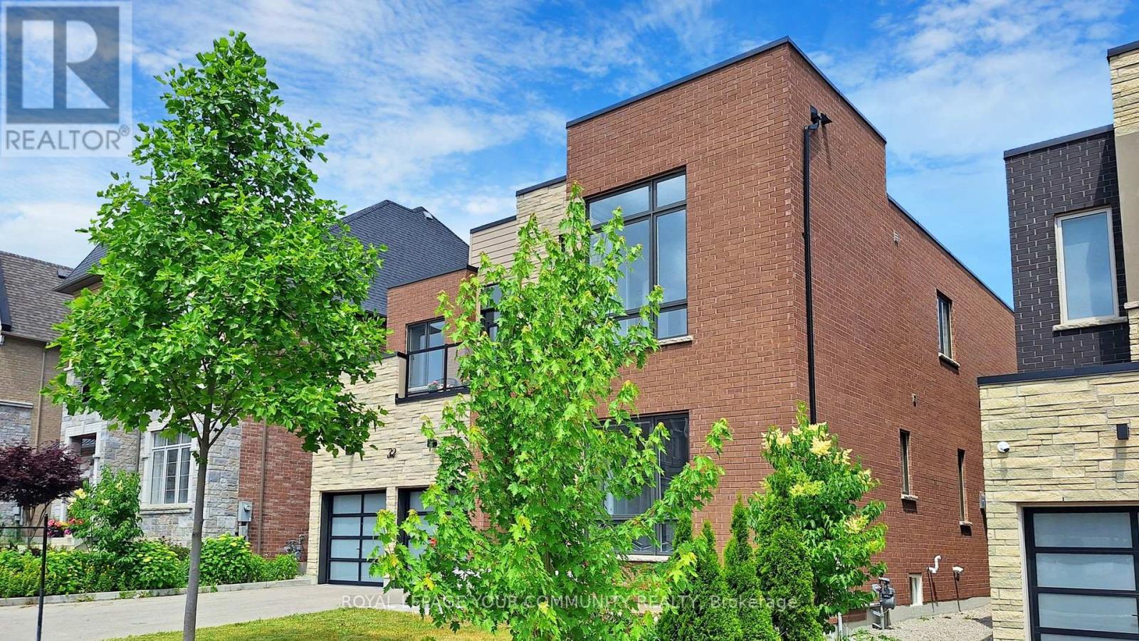 












32 CONGER STREET

,
Vaughan,




Ontario
L6A1S2

