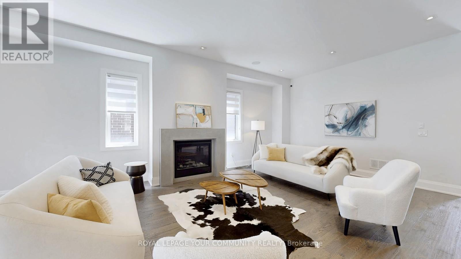 












32 CONGER STREET

,
Vaughan,




Ontario
L6A1S2

