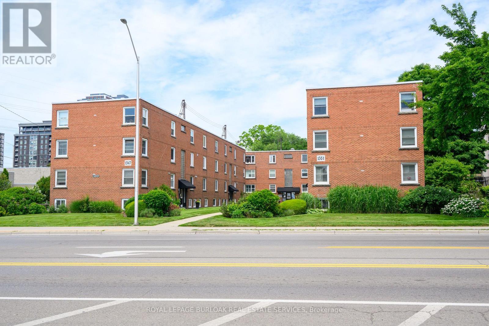 












22 - 1349 LAKESHORE ROAD

,
Burlington,




Ontario
L7S1B1

