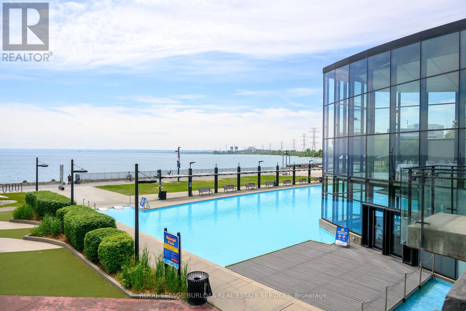 












22 - 1349 LAKESHORE ROAD

,
Burlington,




Ontario
L7S1B1

