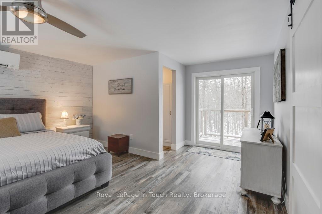 












36 MEADOWS AVENUE

,
Tay,




Ontario
L0K2C0

