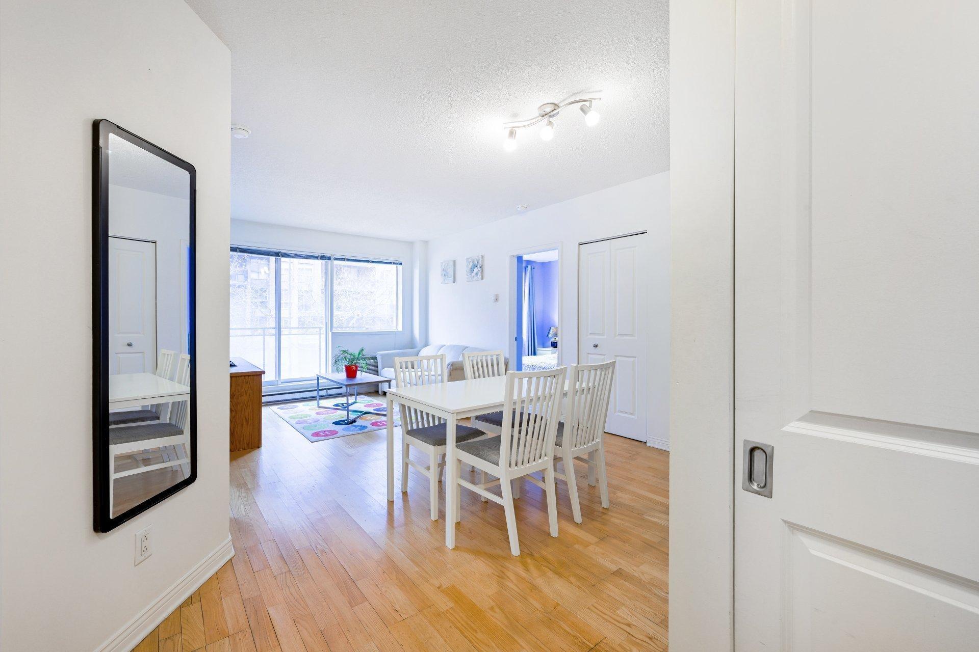









551


Rue de la Montagne

, 208,
Montréal (Ville-Marie),




QC
H3C6S4

