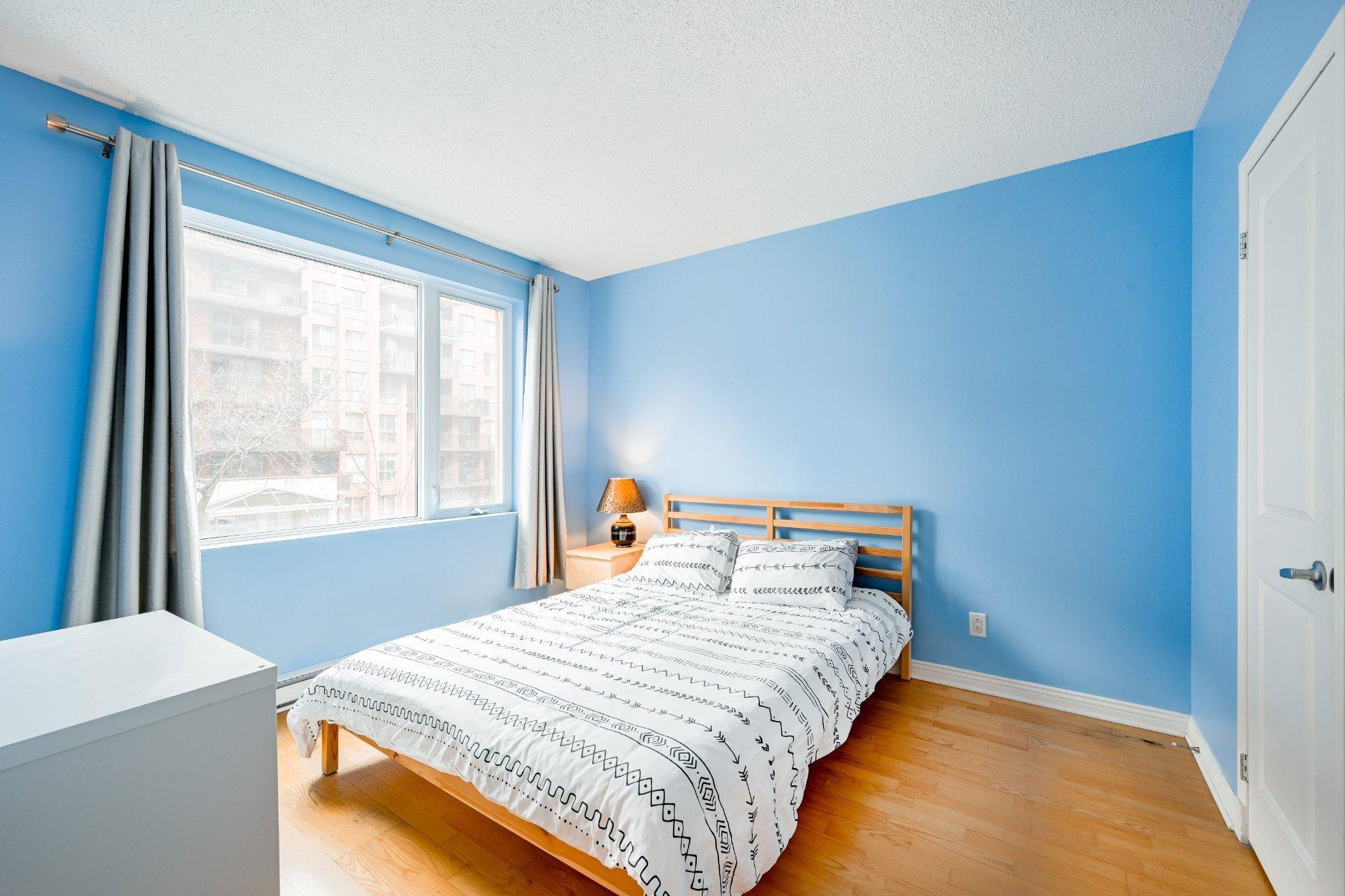 









551


Rue de la Montagne

, 208,
Montréal (Ville-Marie),




QC
H3C6S4

