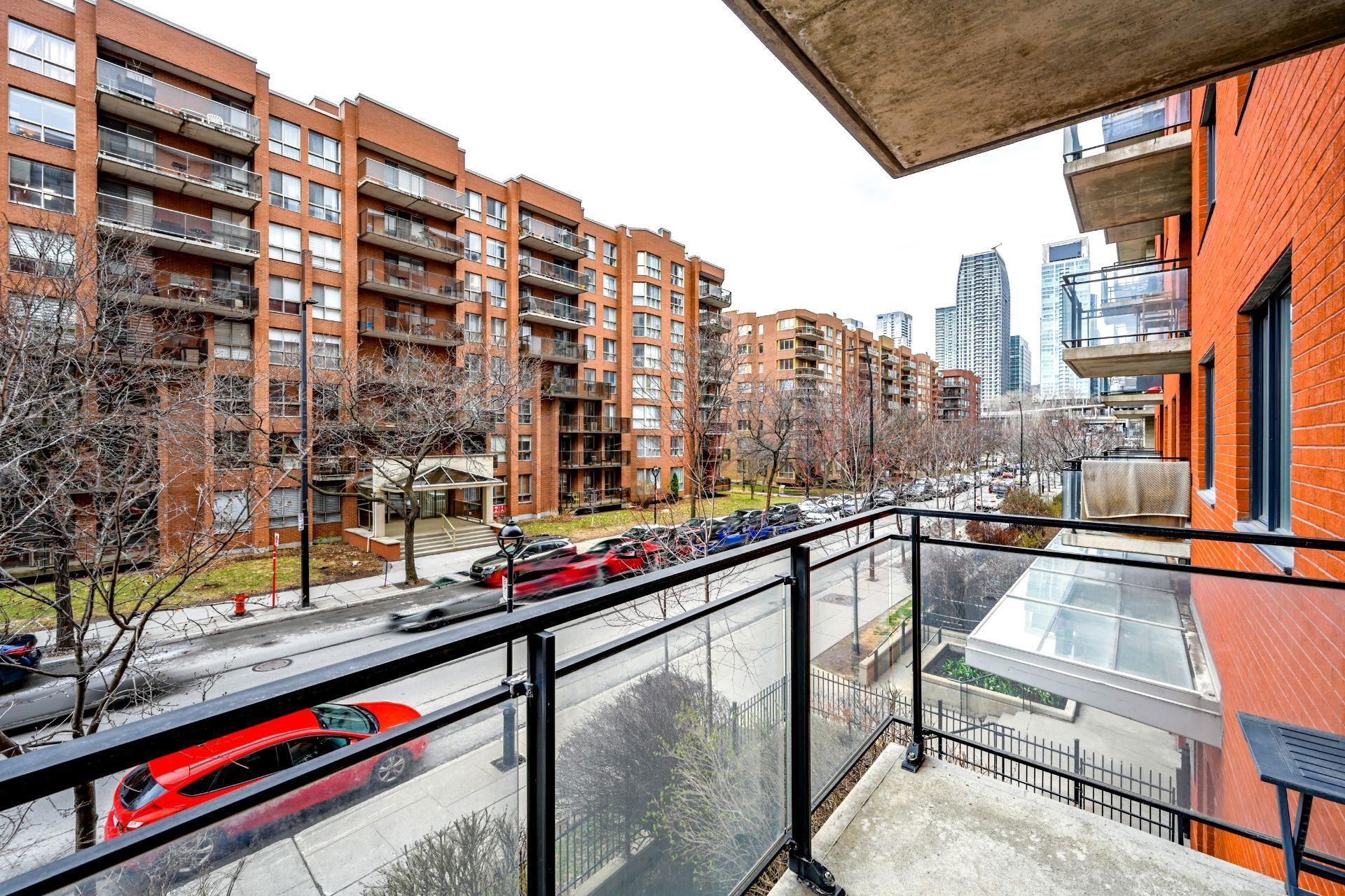 









551


Rue de la Montagne

, 208,
Montréal (Ville-Marie),




QC
H3C6S4

