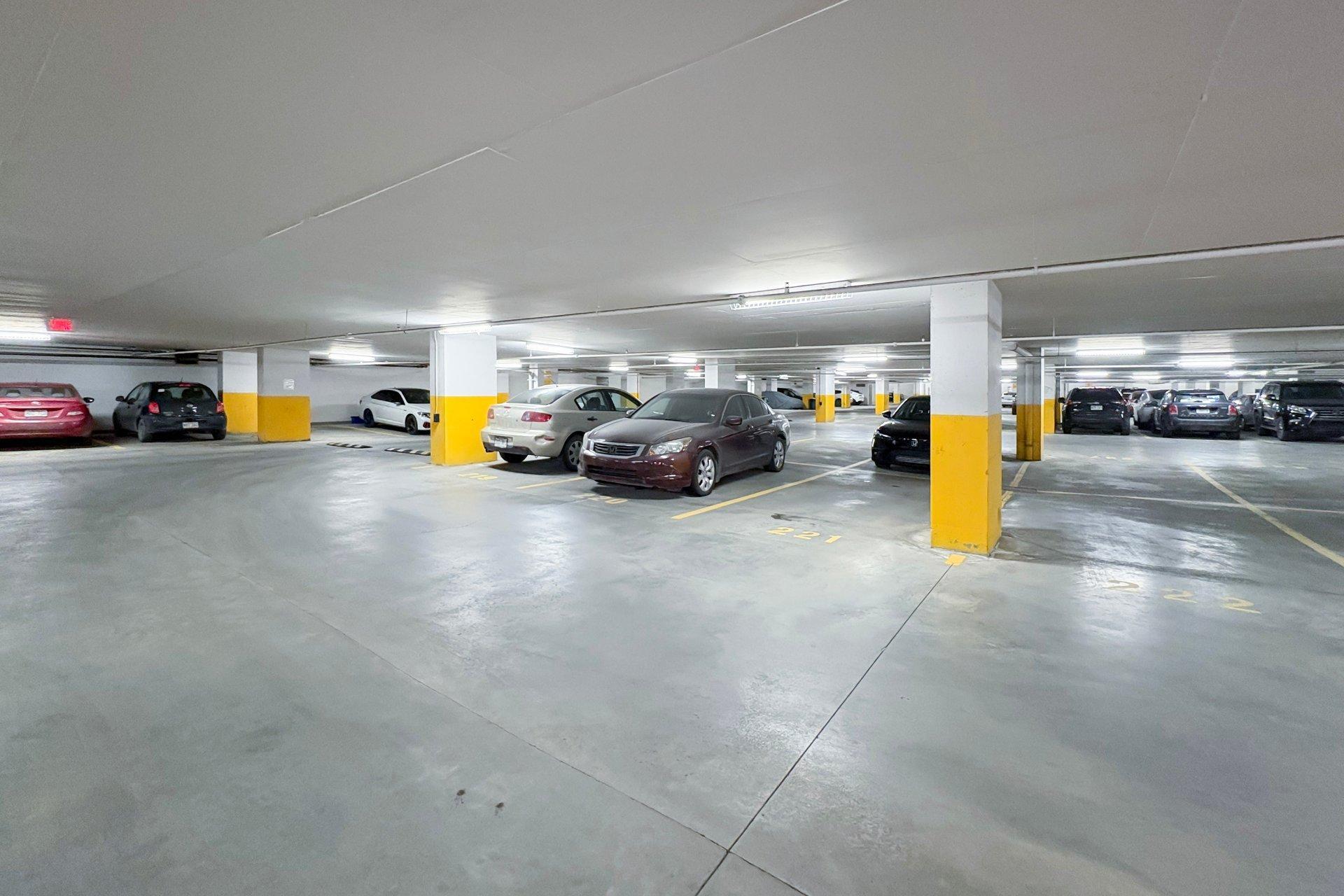 









551


Rue de la Montagne

, 208,
Montréal (Ville-Marie),




QC
H3C6S4

