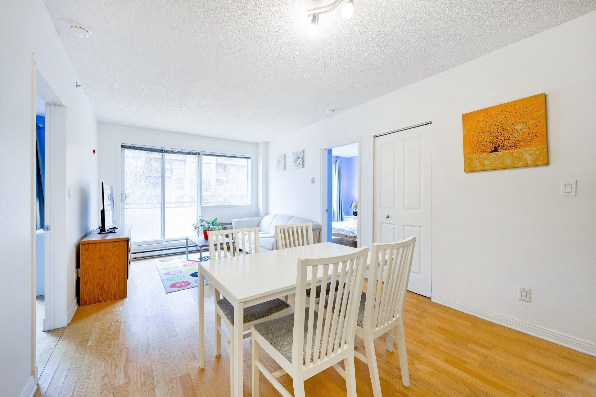 









551


Rue de la Montagne

, 208,
Montréal (Ville-Marie),




QC
H3C6S4

