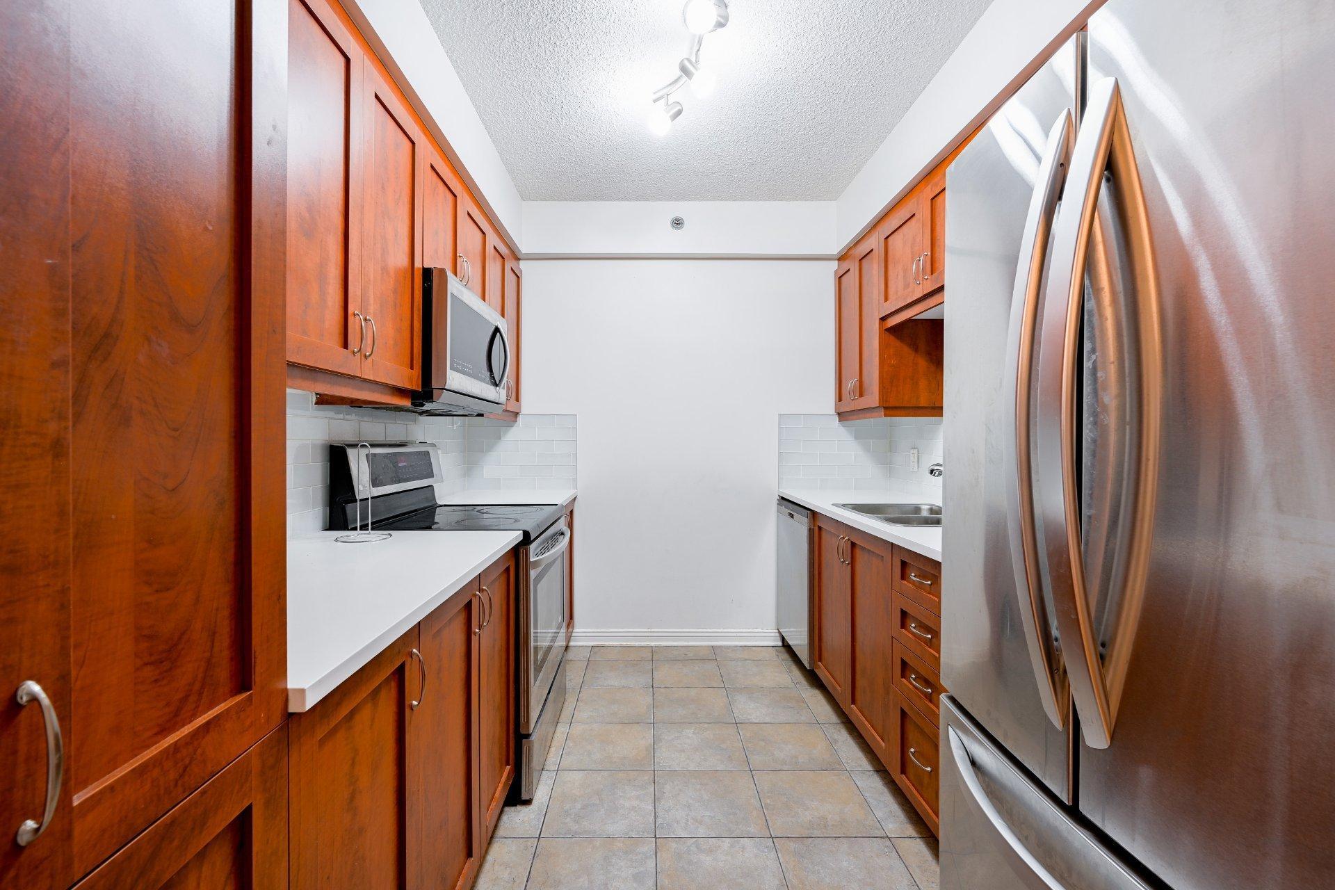 









551


Rue de la Montagne

, 208,
Montréal (Ville-Marie),




QC
H3C6S4


