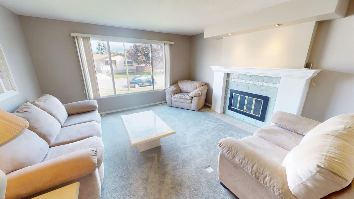









512


23rd

Avenue,
Cranbrook,




BC
V1C 5C2

