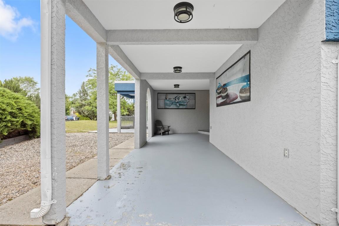 









126


Verna

Court,
Kelowna,




BC
V1Y 5M3

