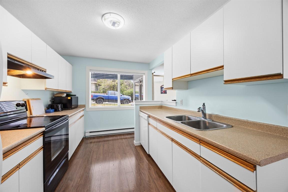 









126


Verna

Court,
Kelowna,




BC
V1Y 5M3


