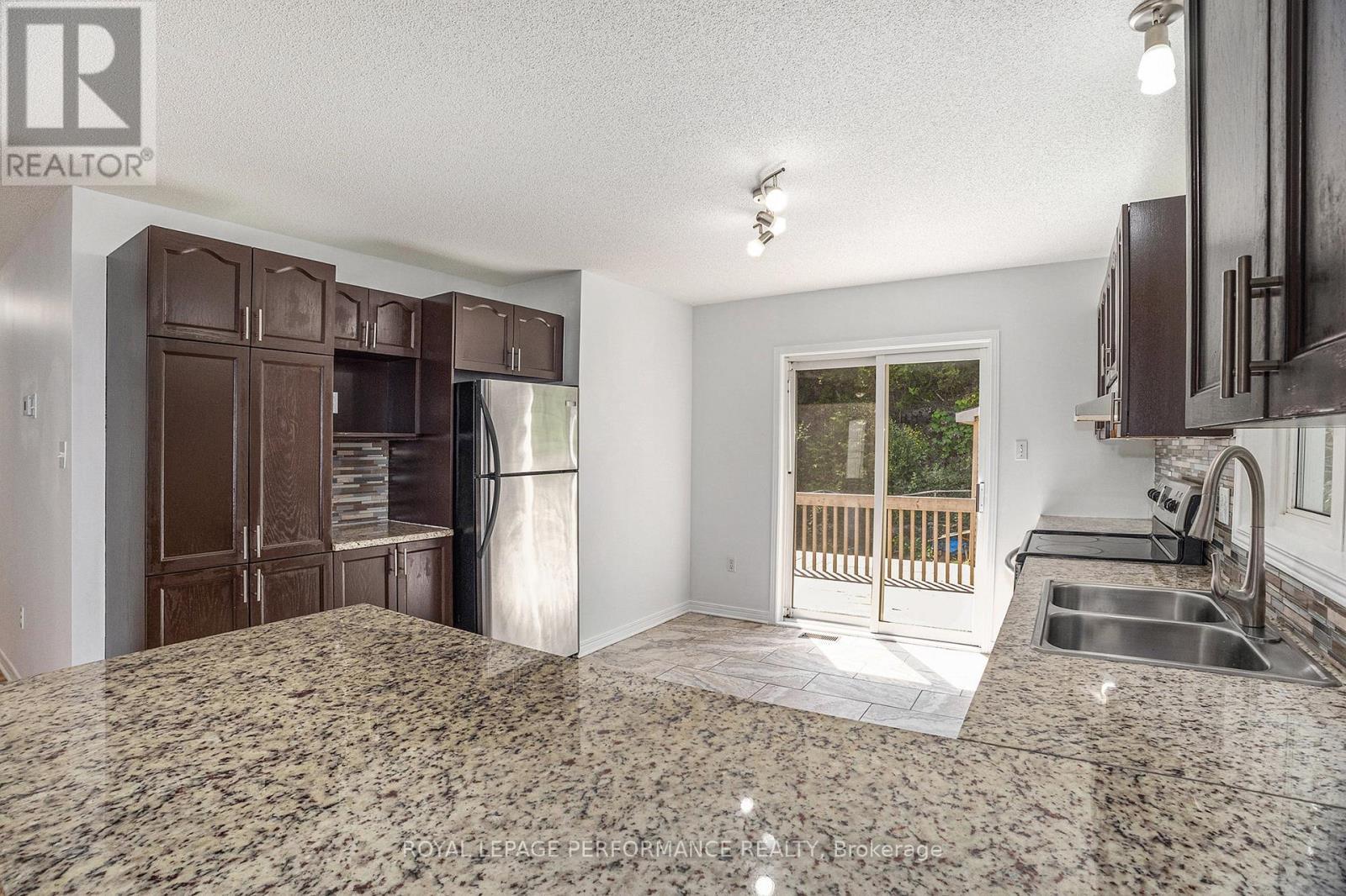 












129 BEAUMONT AVENUE

,
Clarence-Rockland,




Ontario
K4K1R7

