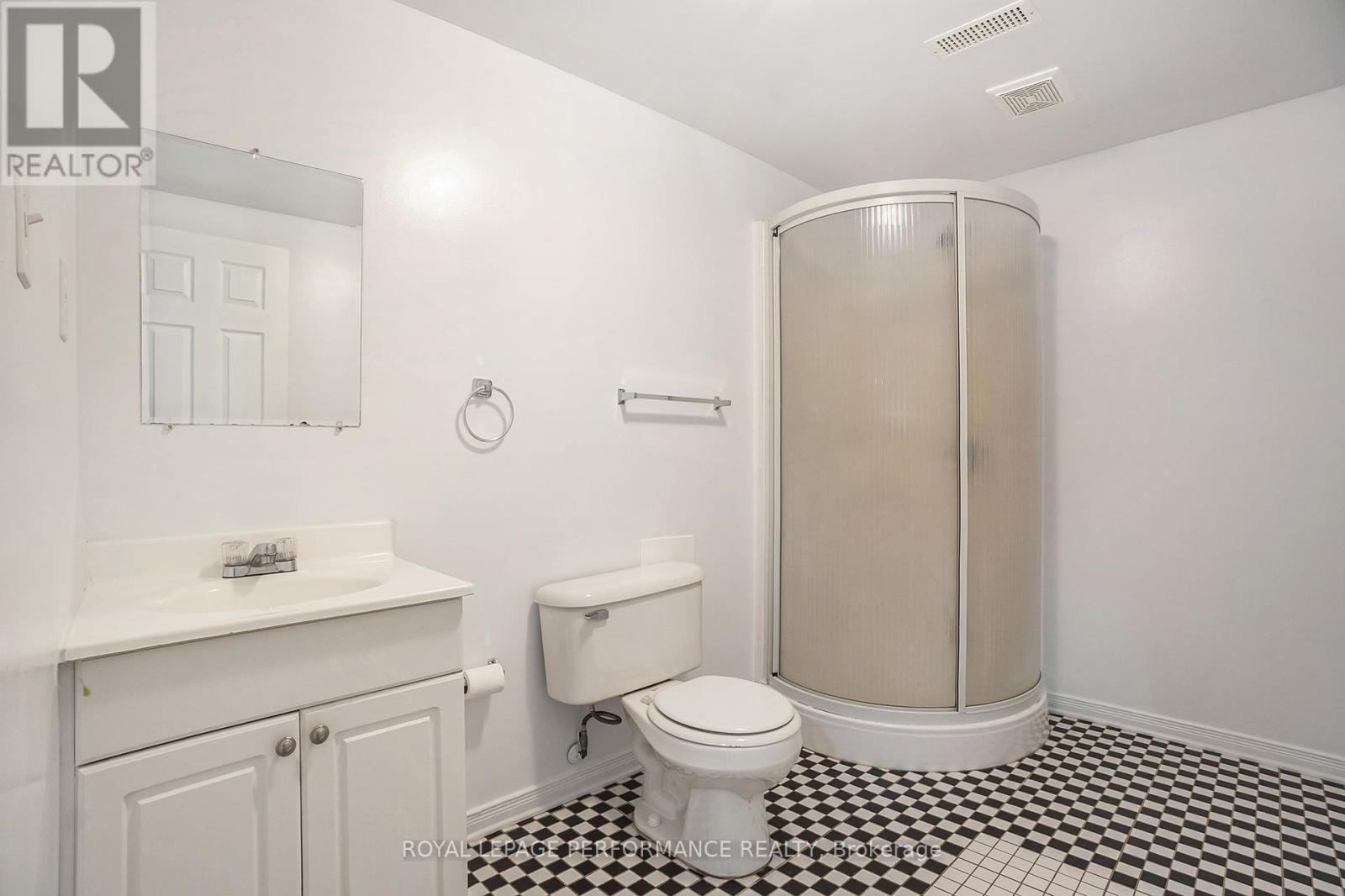 












129 BEAUMONT AVENUE

,
Clarence-Rockland,




Ontario
K4K1R7

