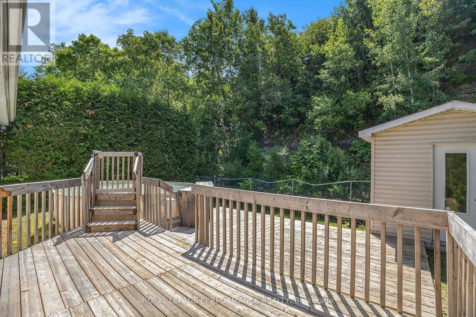 












129 BEAUMONT AVENUE

,
Clarence-Rockland,




Ontario
K4K1R7

