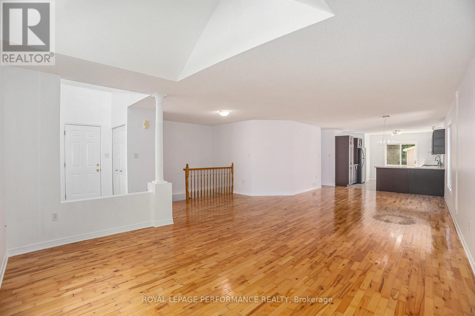 












129 BEAUMONT AVENUE

,
Clarence-Rockland,




Ontario
K4K1R7


