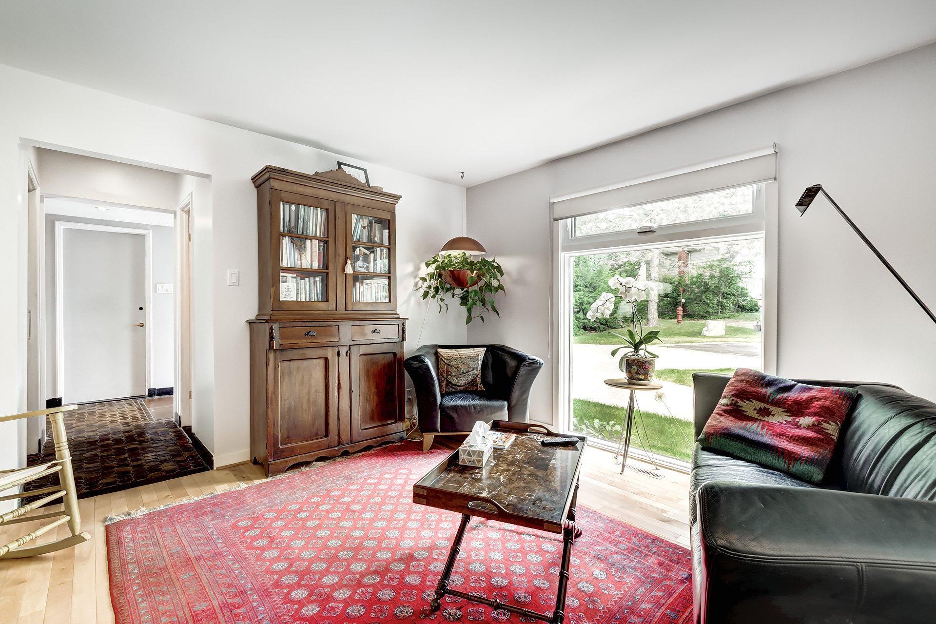









19


Place Harrow

,
Beaconsfield,




QC
H9W5C7

