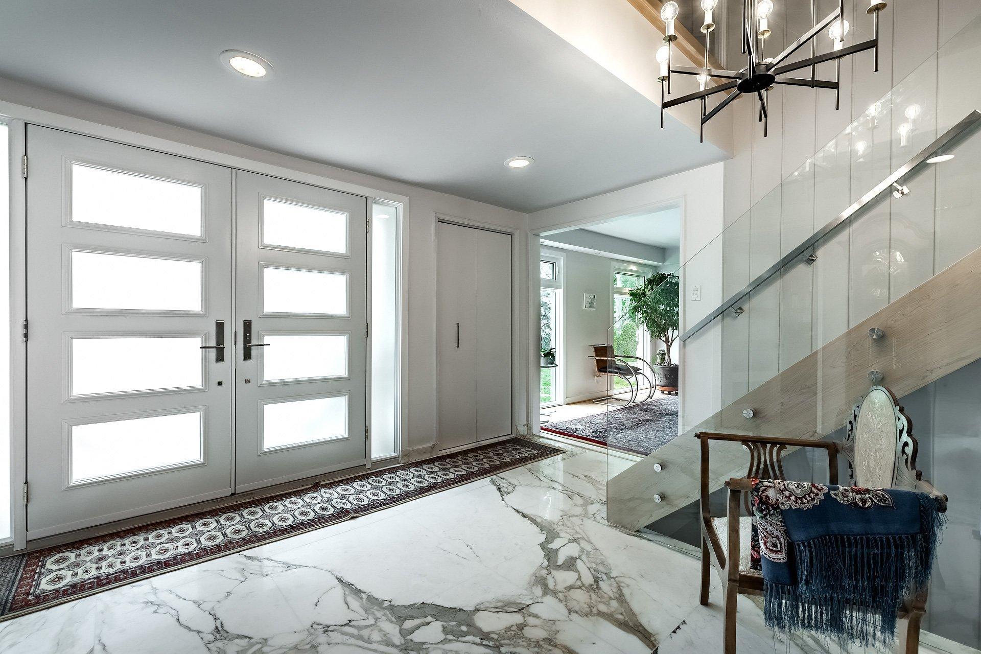 









19


Place Harrow

,
Beaconsfield,




QC
H9W5C7

