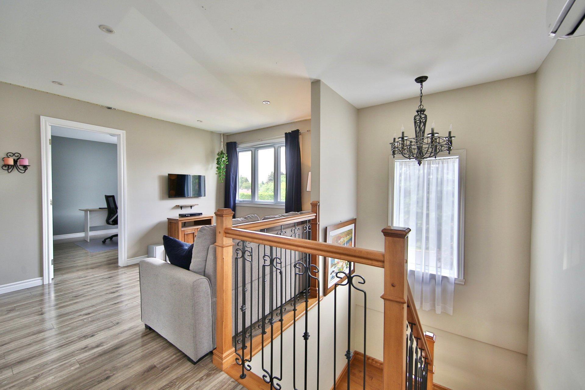 









55


Place Massey

,
Saint-Bruno-de-Montarville,




QC
J3V1A2

