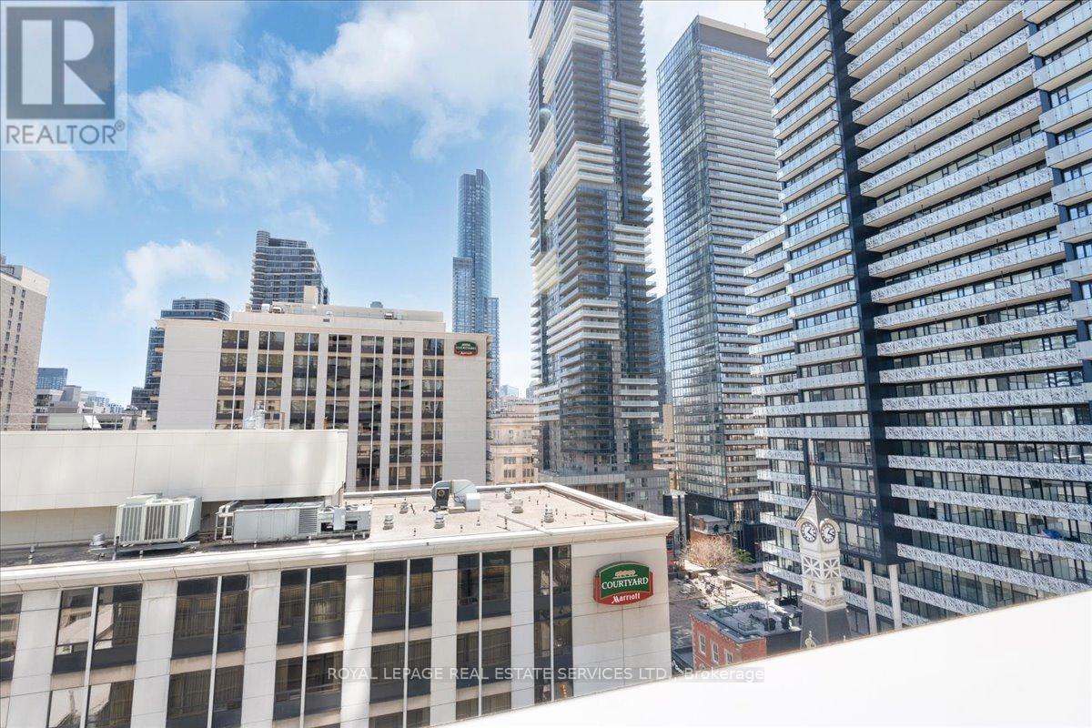 












911 - 501 YONGE STREET

,
Toronto,




Ontario
M4Y0G8

