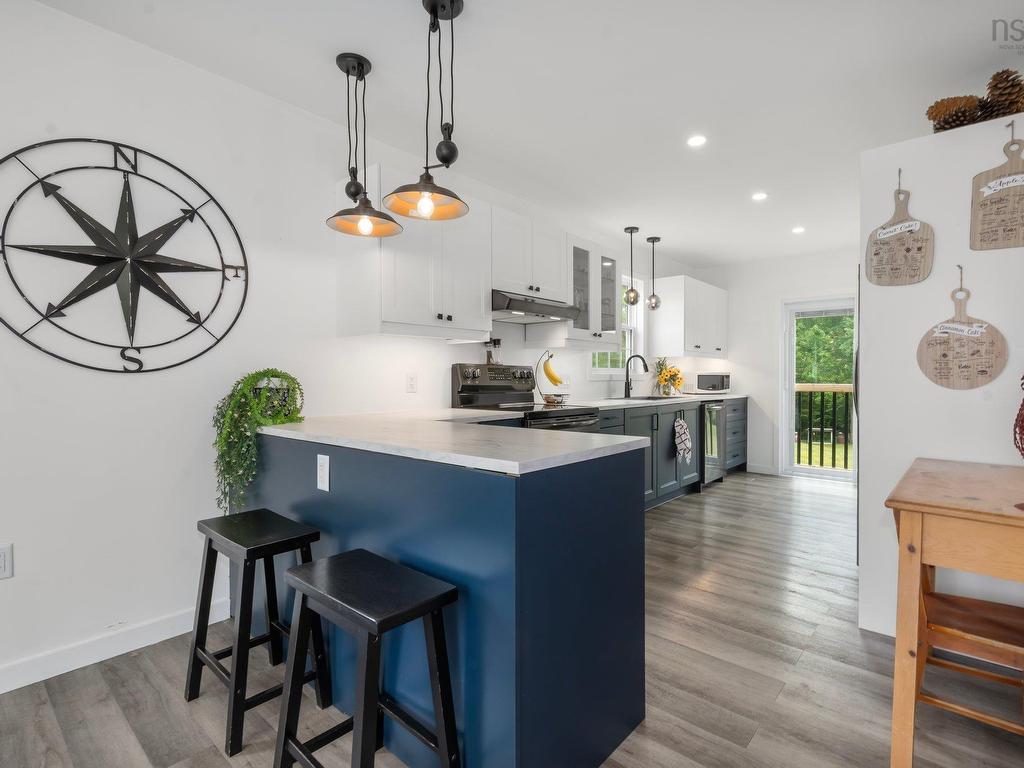 












4866 Highway 1

,
Three Mile Plains,




NS
B0N 2T0

