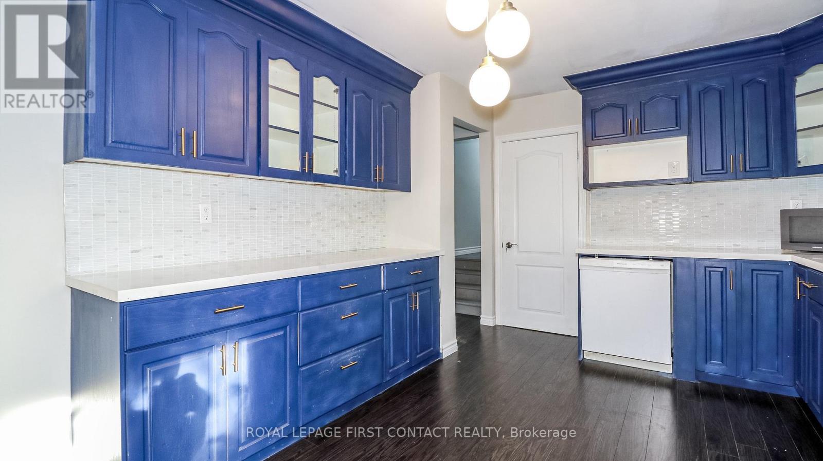 












18 KENNEDY DRIVE

,
Kawartha Lakes,




Ontario
K0M1N0

