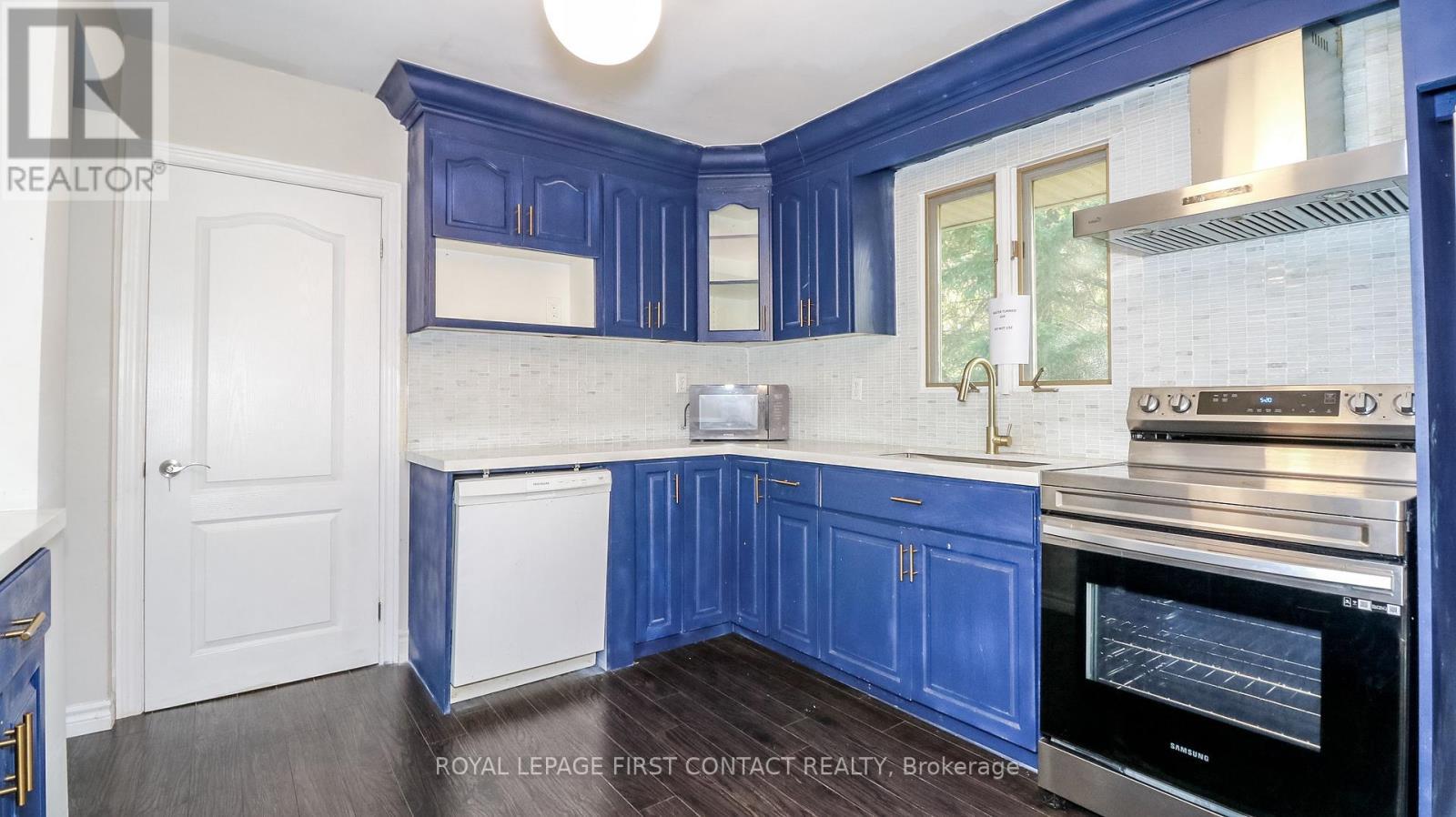 












18 KENNEDY DRIVE

,
Kawartha Lakes,




Ontario
K0M1N0

