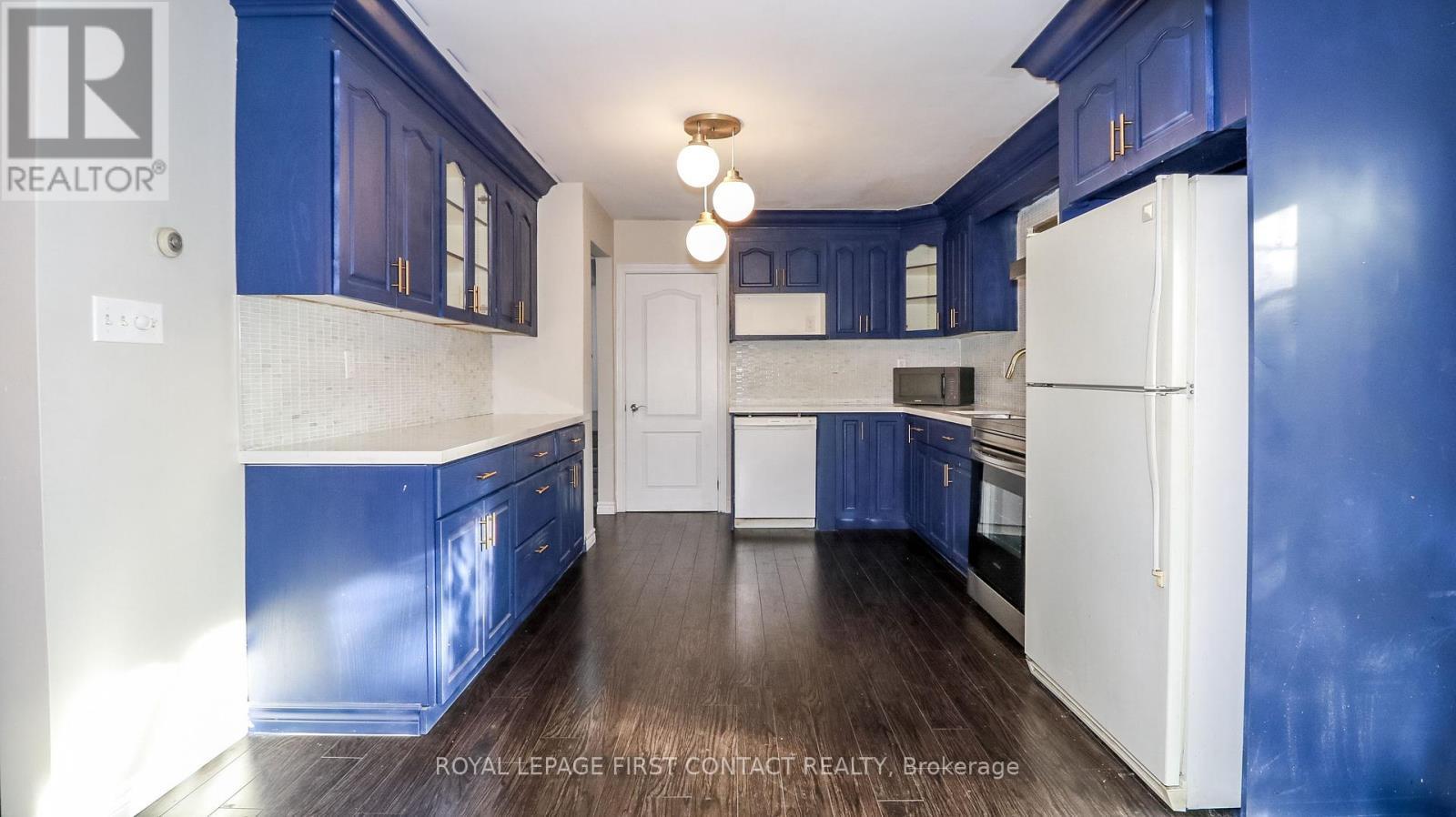 












18 KENNEDY DRIVE

,
Kawartha Lakes,




Ontario
K0M1N0

